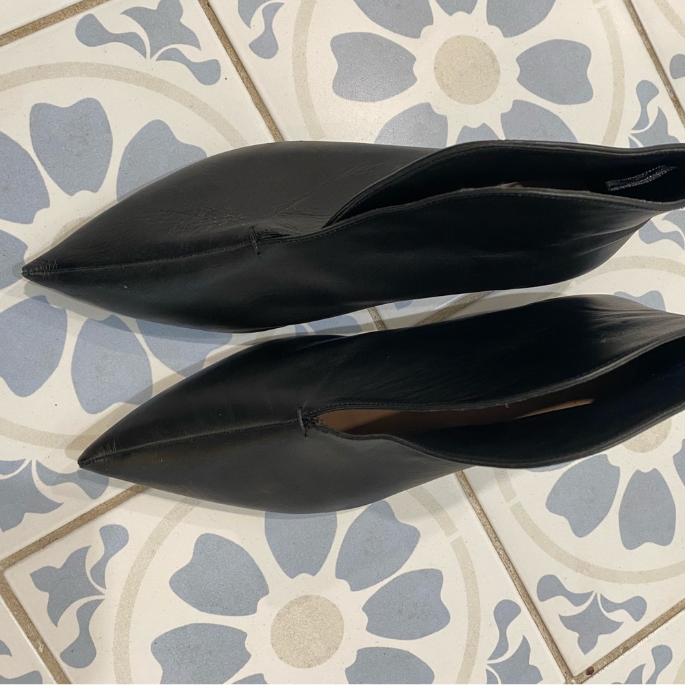 Zara flat black boot